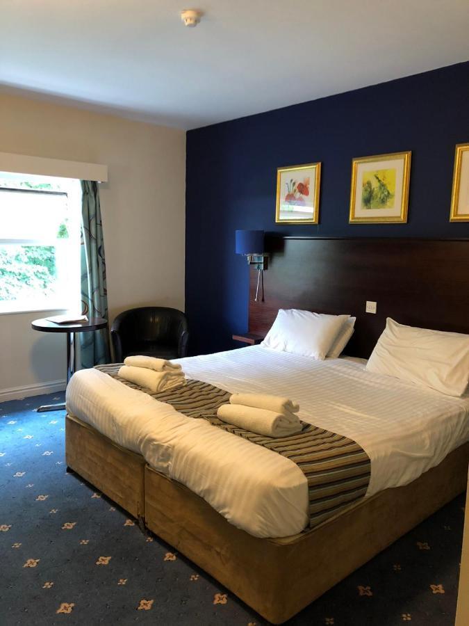 Stafford South Hatherton Hotel Penkridge Exterior photo